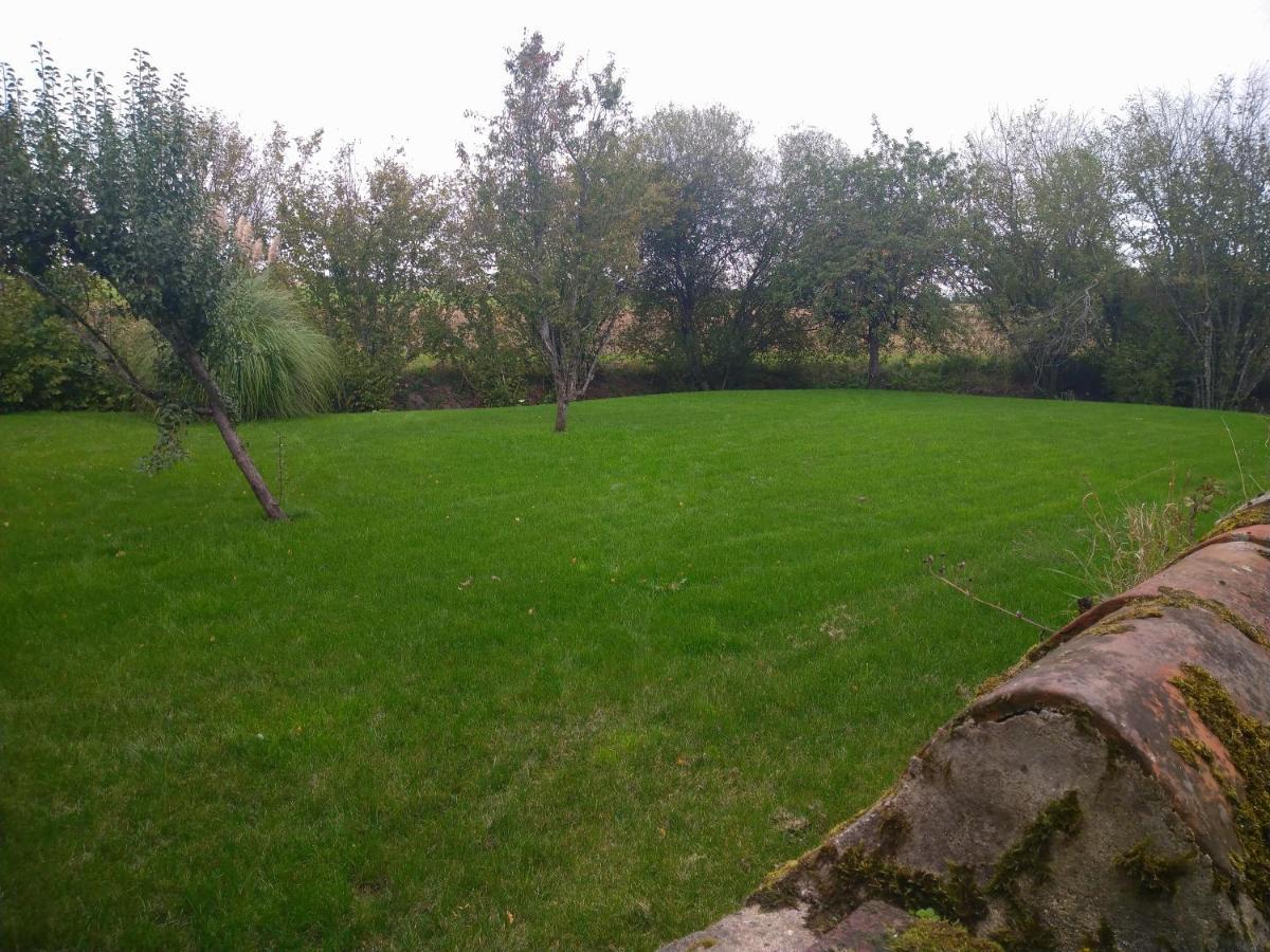 Gite De La Basse Roche Souge  Buitenkant foto